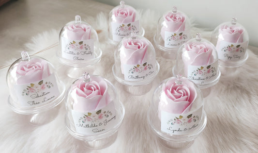 Rose de savon sous cloche